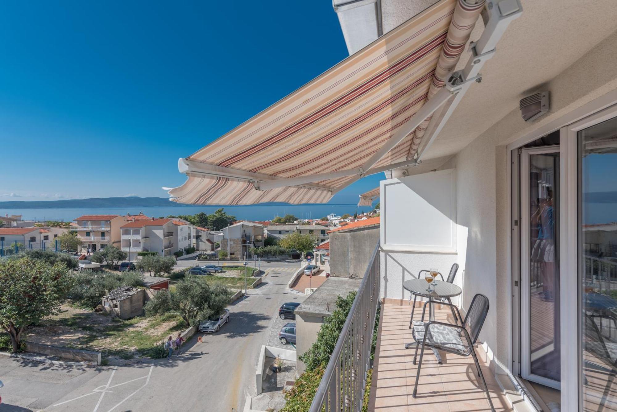 Apartments Nina M Baska Voda Exterior photo