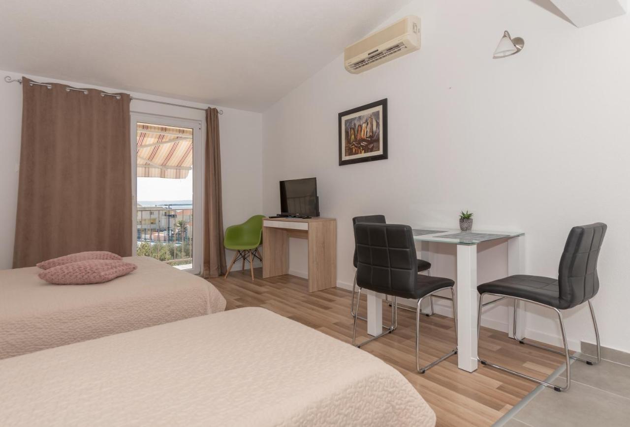 Apartments Nina M Baska Voda Exterior photo